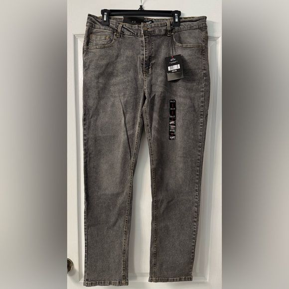 Blu Rock Denim: Men's Flex Stretch Slim Straight
Jeans in dark gray wash - Picture 2 of 7